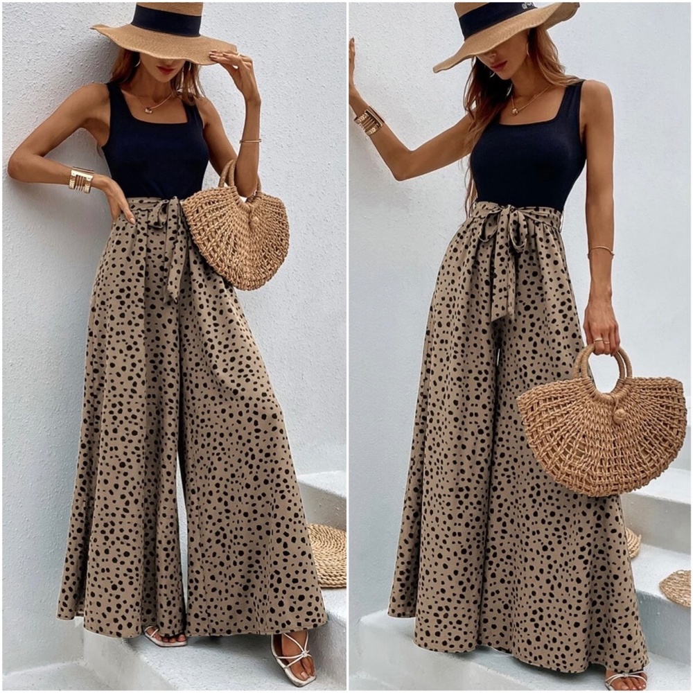 NWT Boho Leopard Print Wide leg Jumpsuit - Picture 2 of 3